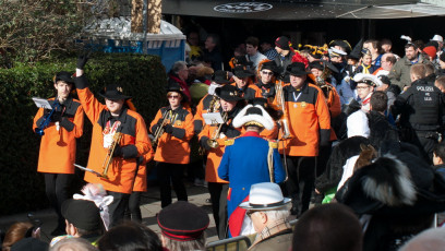 2018 Vor dem Zugstart an der Tribüne