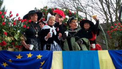 Fastnachtszug vor dem Start 2003