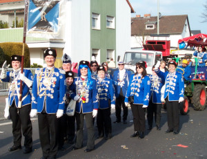 Fastnachtszug vor dem Start 2003