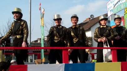 Fastnachtszug vor dem Start 2003