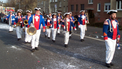 Fastnachtszug vor dem Start 2003