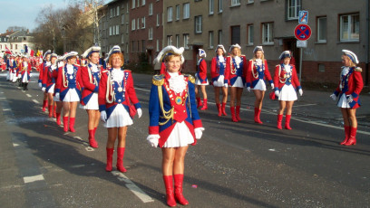 Fastnachtszug vor dem Start 2003