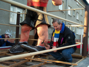 2001 Stärkung für die Fertigstellung der Wagen