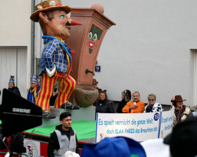 2024 Fastnachtszug von Bühne