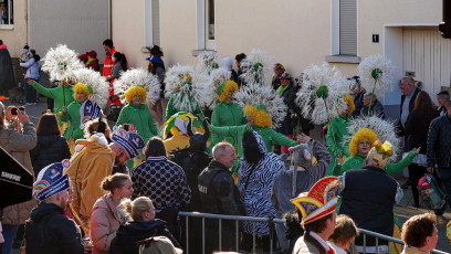 017_31 KCN-Laufhexen-Pusteblumen