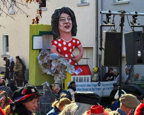 023_34 Motivwagen-Mietskandal