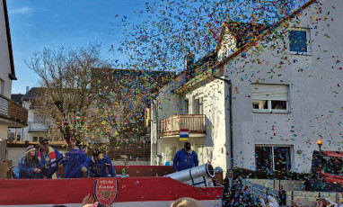 124_100 Die Helaukanonen von Klaa Paris